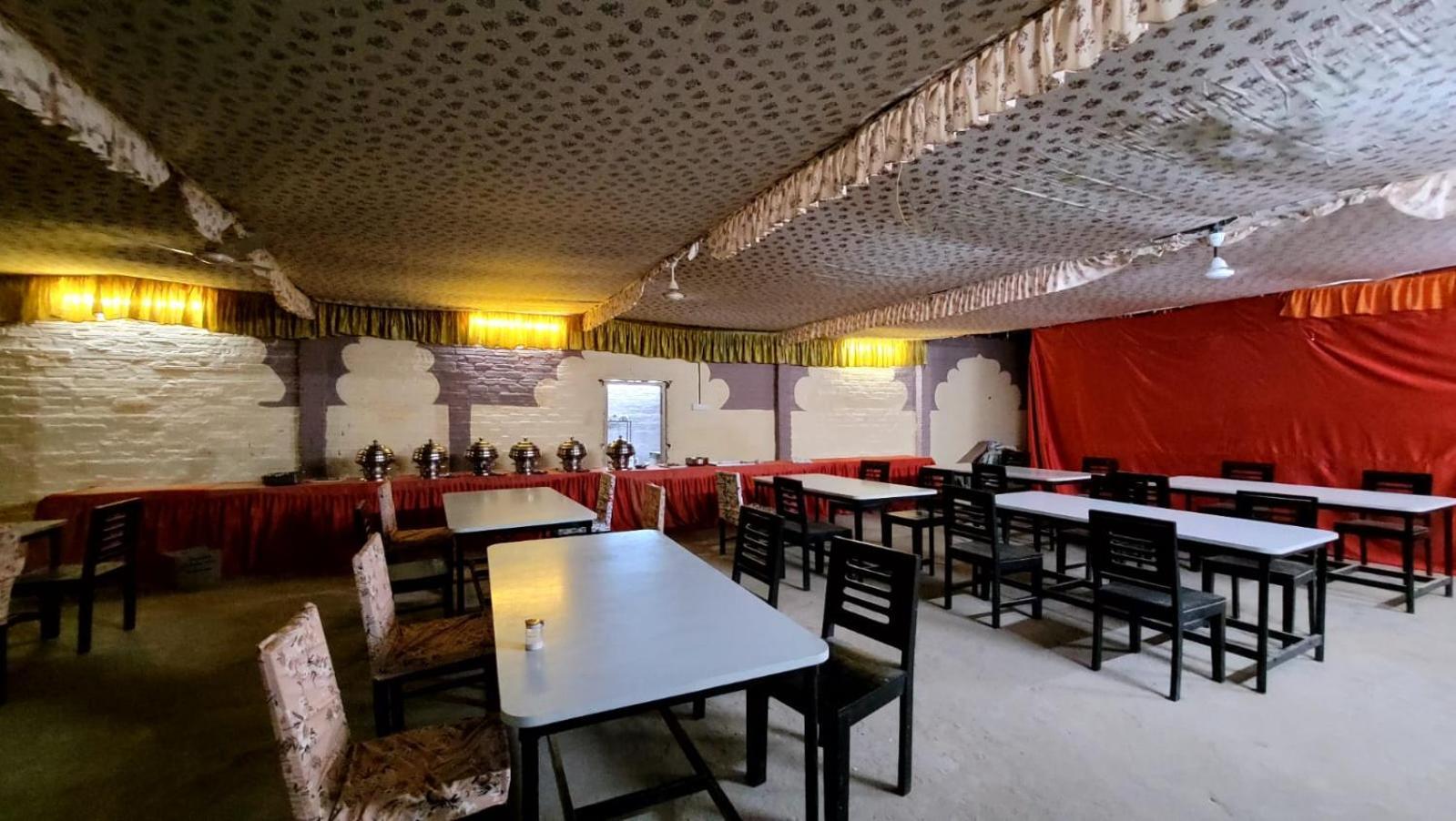 Sam Dunes Desert Luxury Camp & Resort Джайсалмер Екстериор снимка
