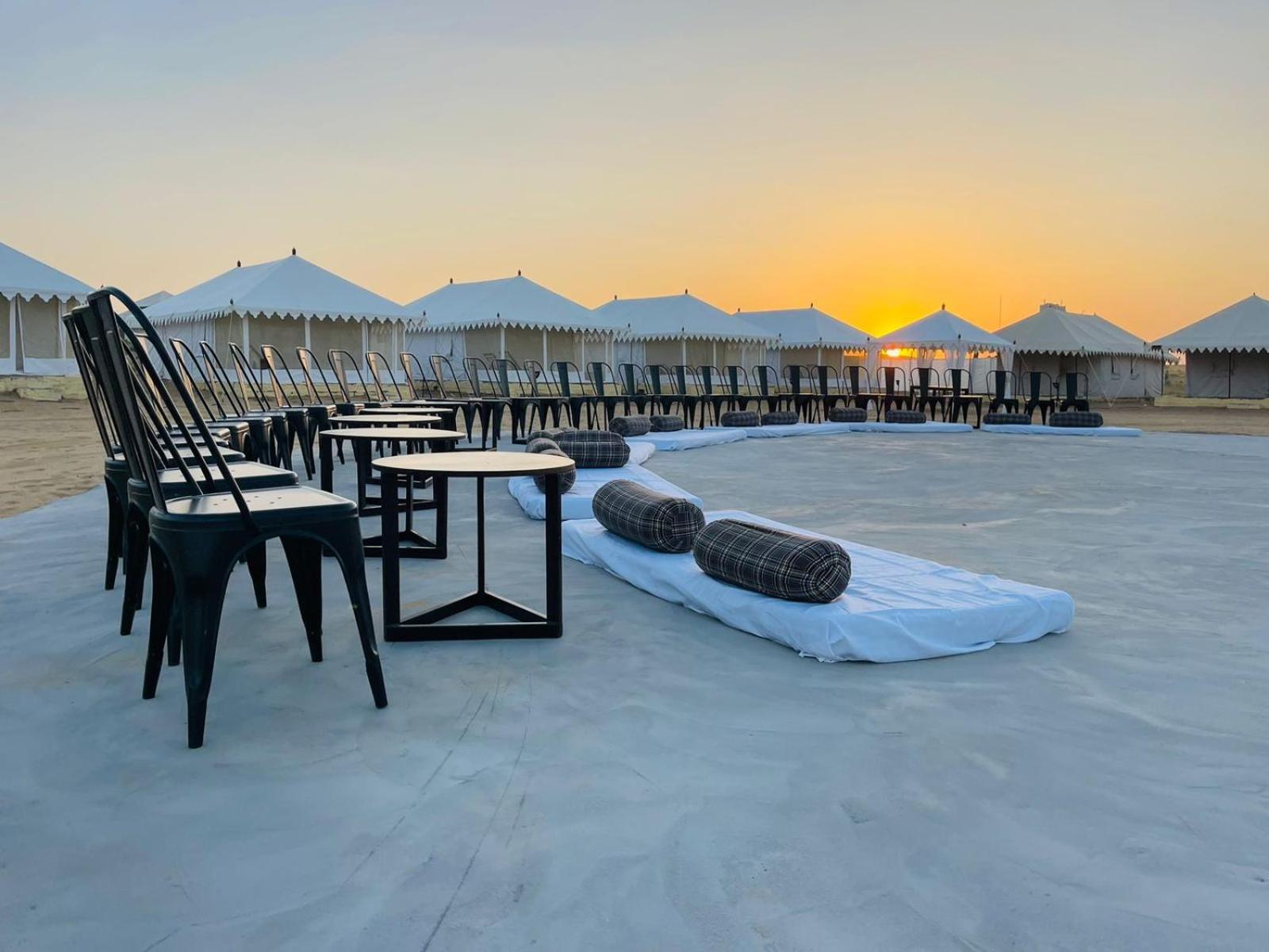 Sam Dunes Desert Luxury Camp & Resort Джайсалмер Екстериор снимка
