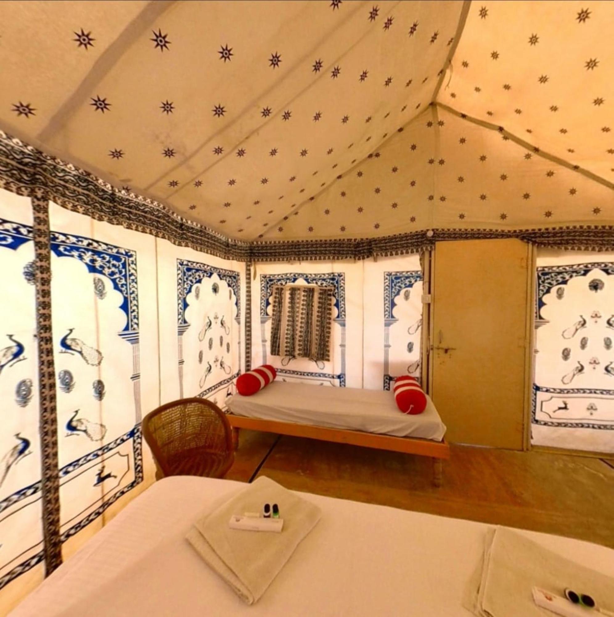 Sam Dunes Desert Luxury Camp & Resort Джайсалмер Екстериор снимка