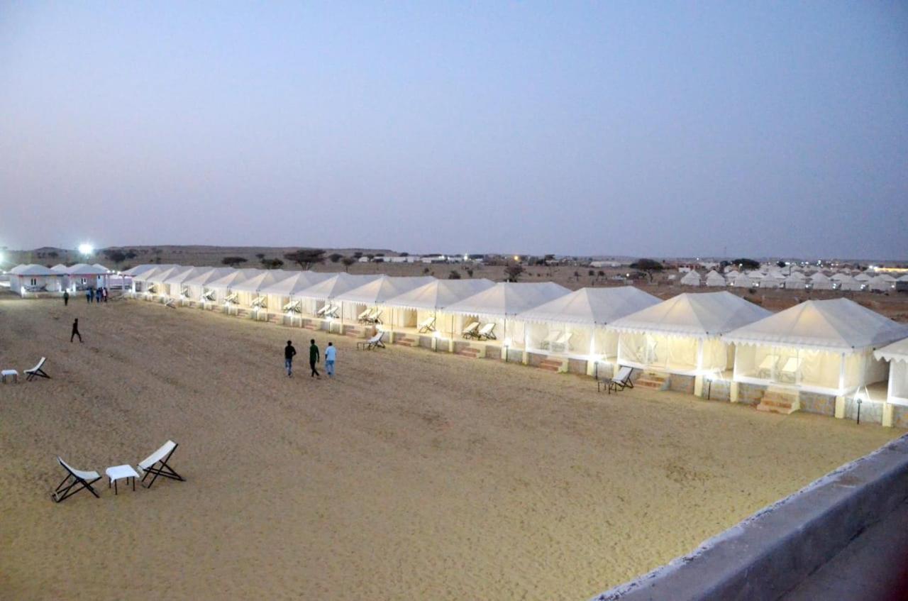 Sam Dunes Desert Luxury Camp & Resort Джайсалмер Екстериор снимка